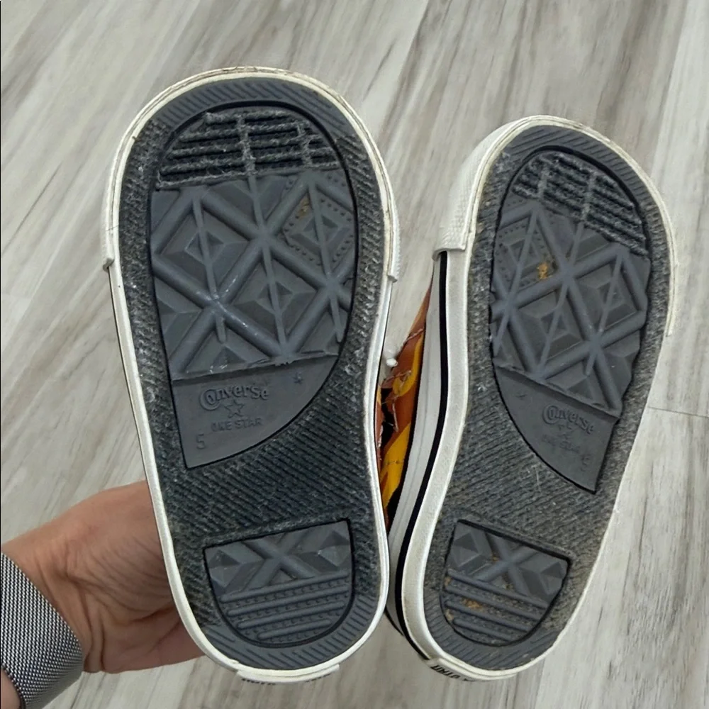 Converse Kids Sneakers with Flame Design - Black and Orange size 5
